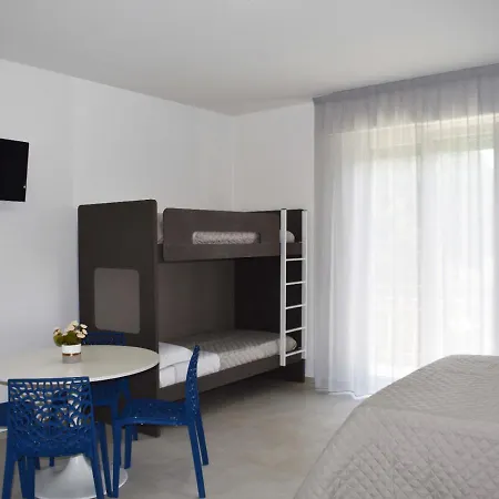 Guest house Marcelli Mare Nel Conero 3*